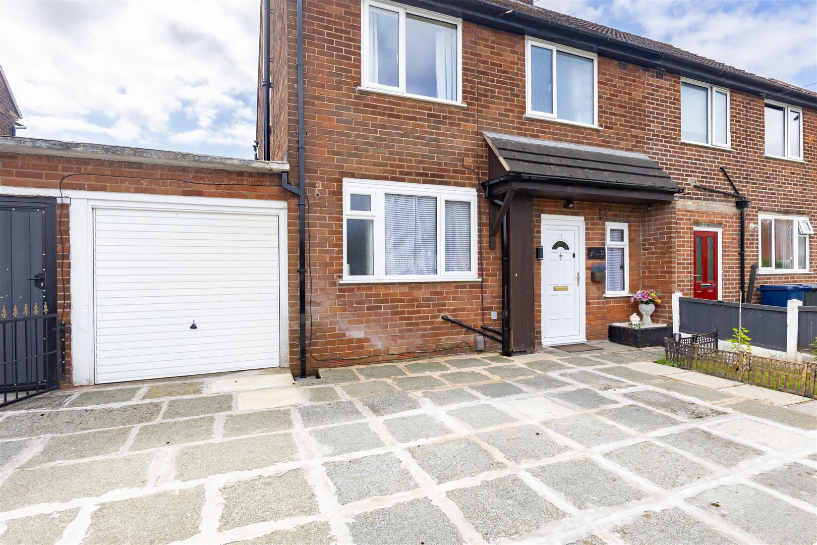Leadale Road, Leyland